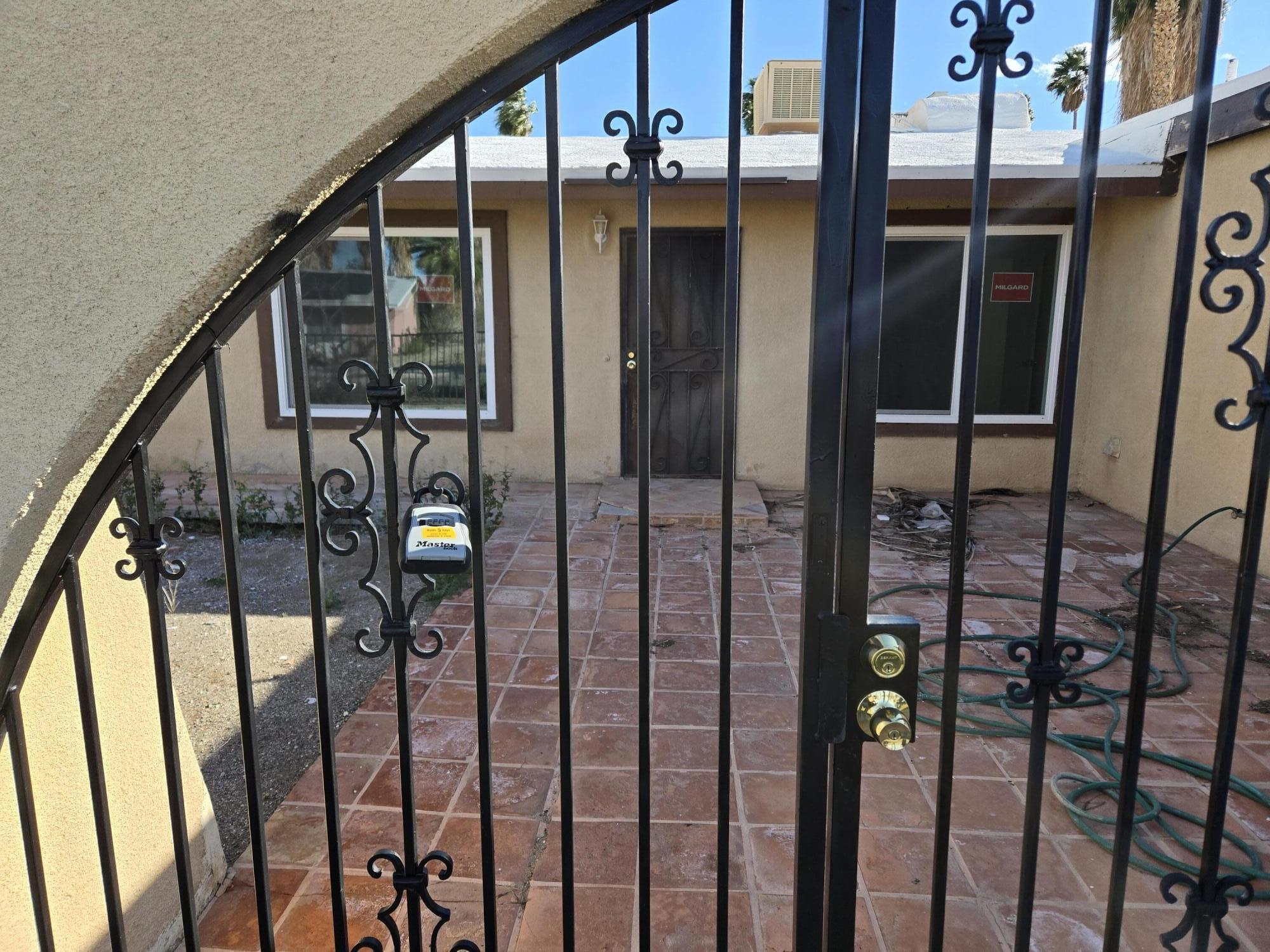 44121 Shadow Way — photo