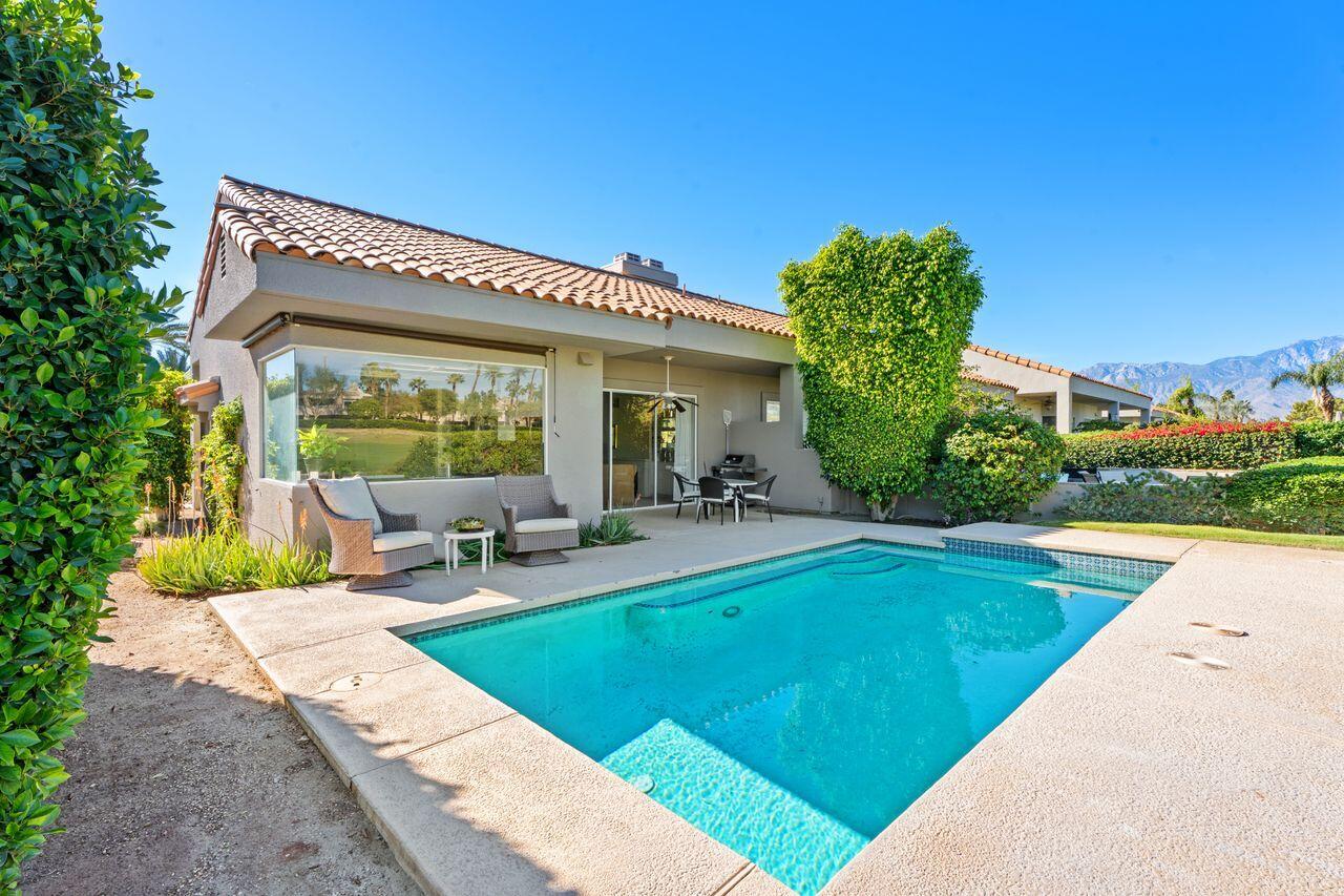 6 Pebble Beach Drive — photo