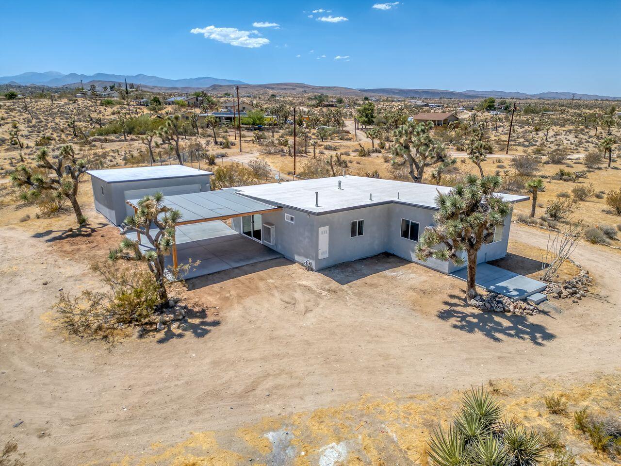 58137 Sun Mesa Drive — photo
