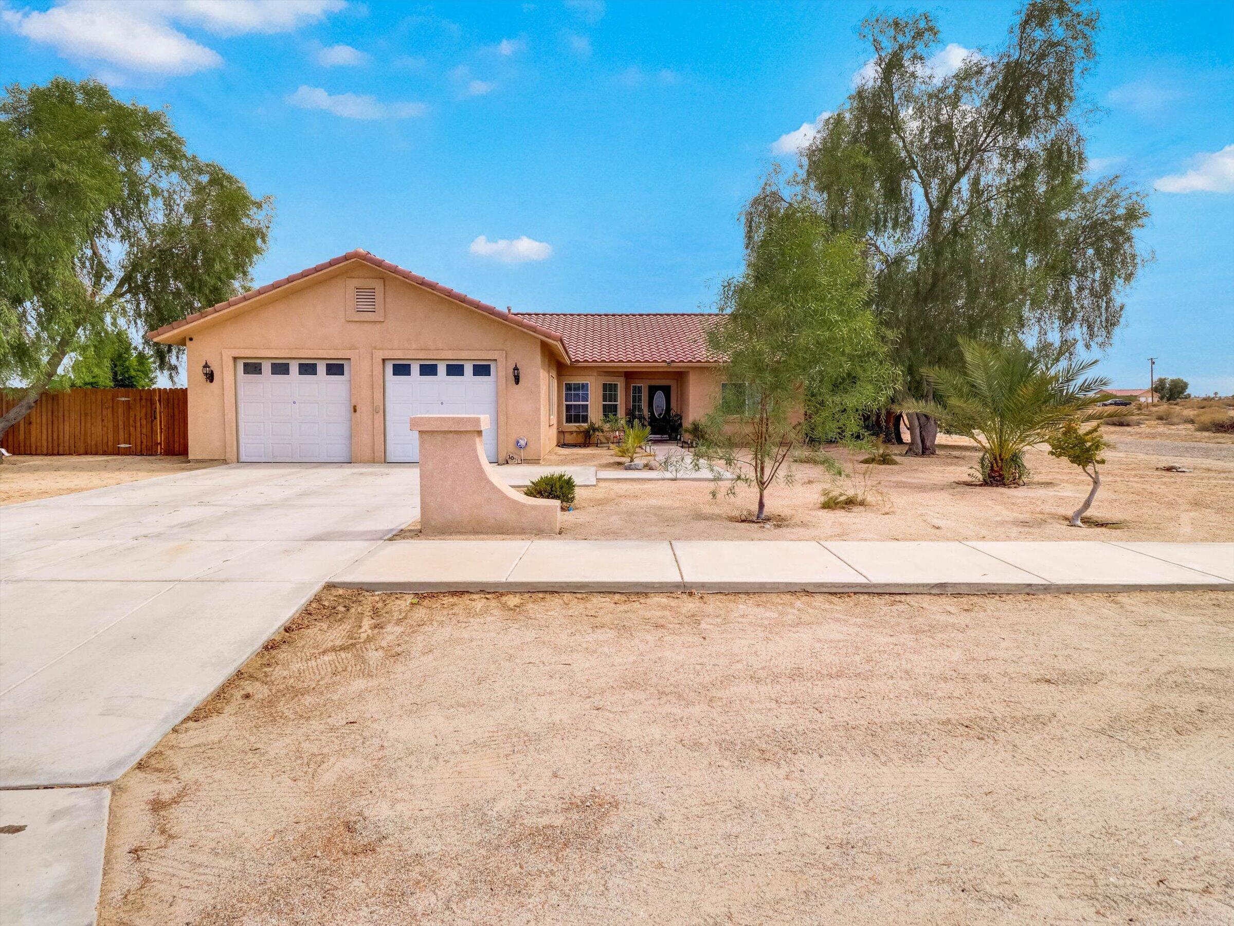 1081 Aberdeen Drive — photo