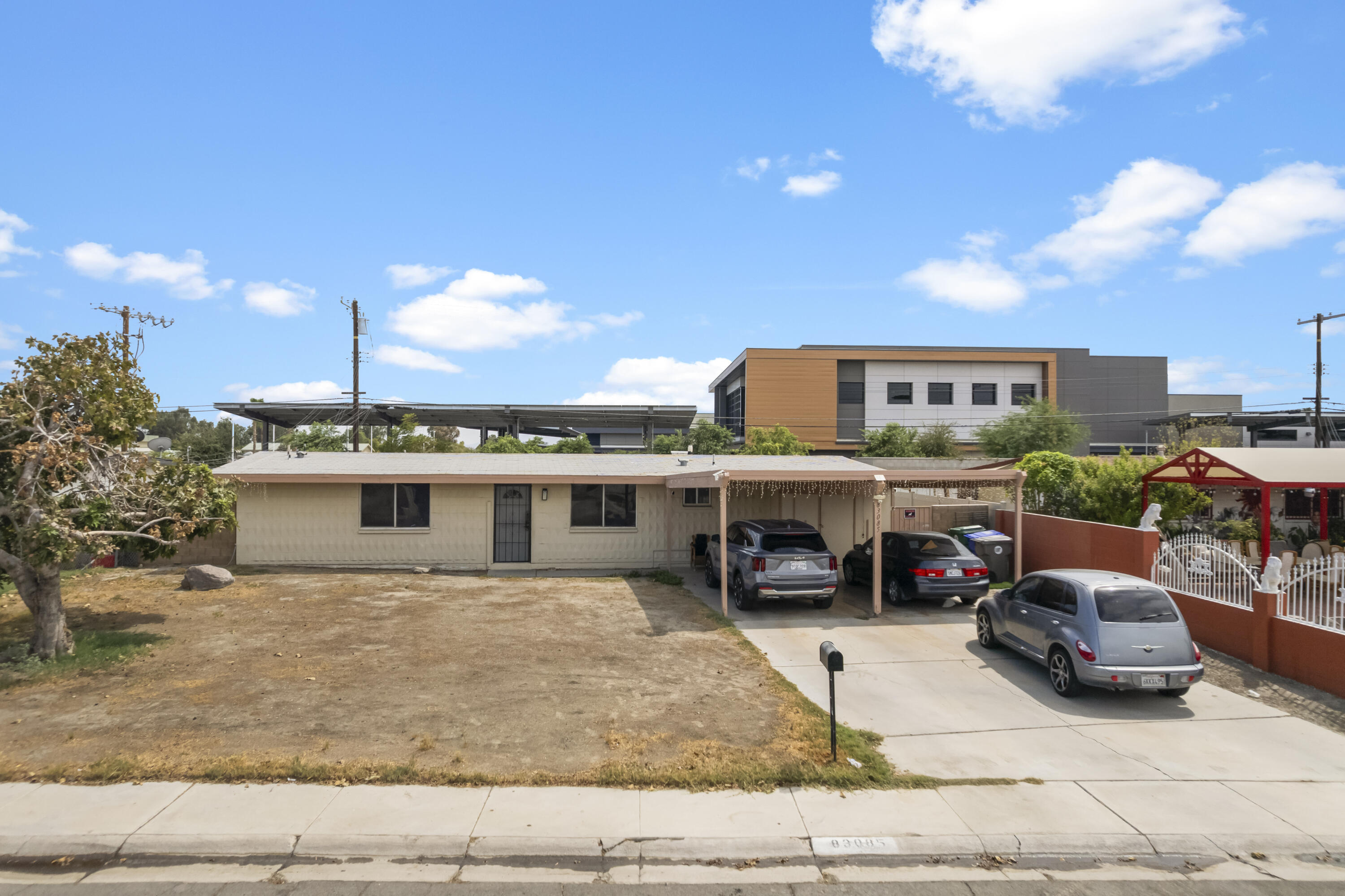 83085 Stone Canyon Avenue — photo