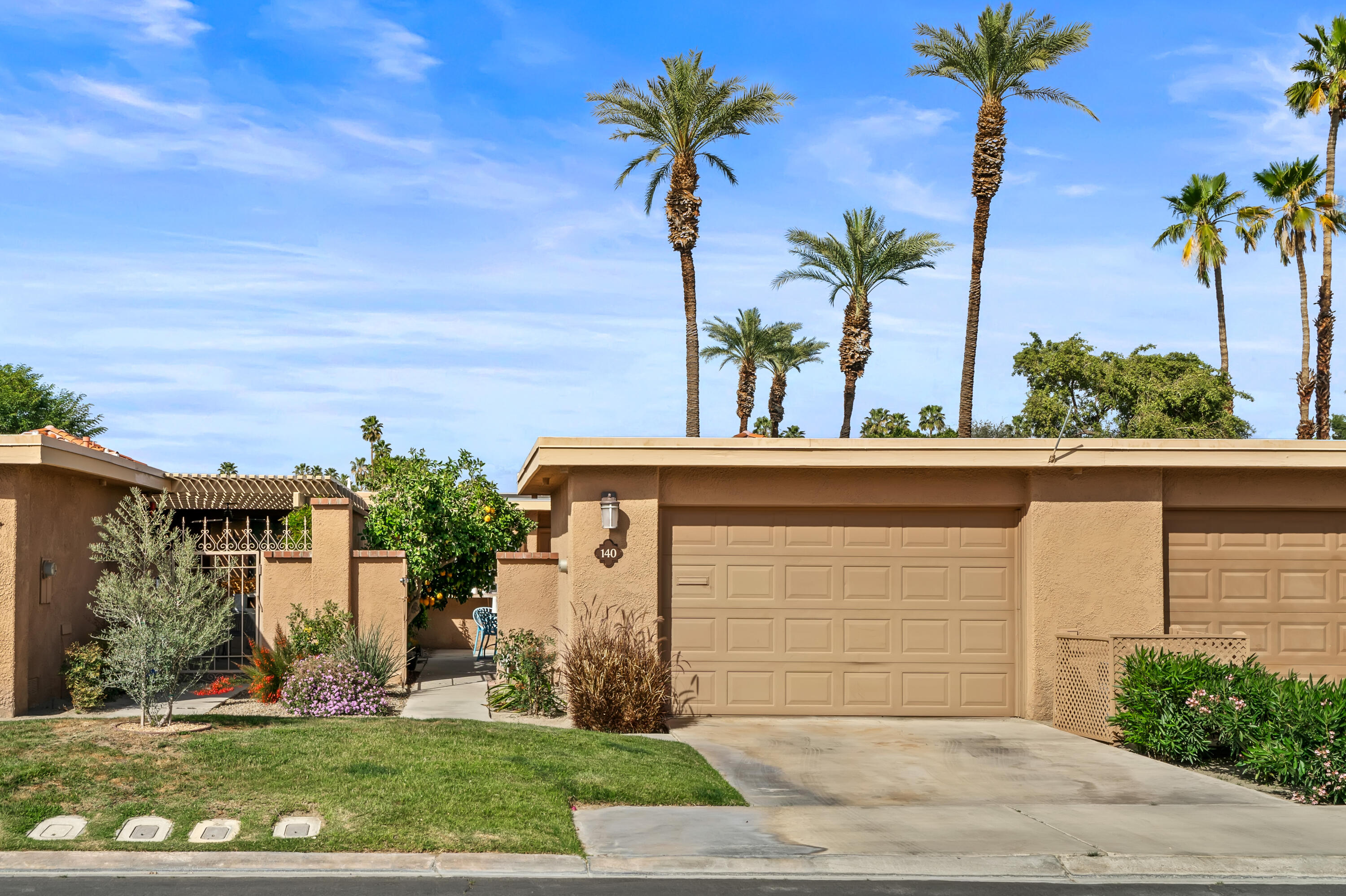 140 La Cerra Drive — photo