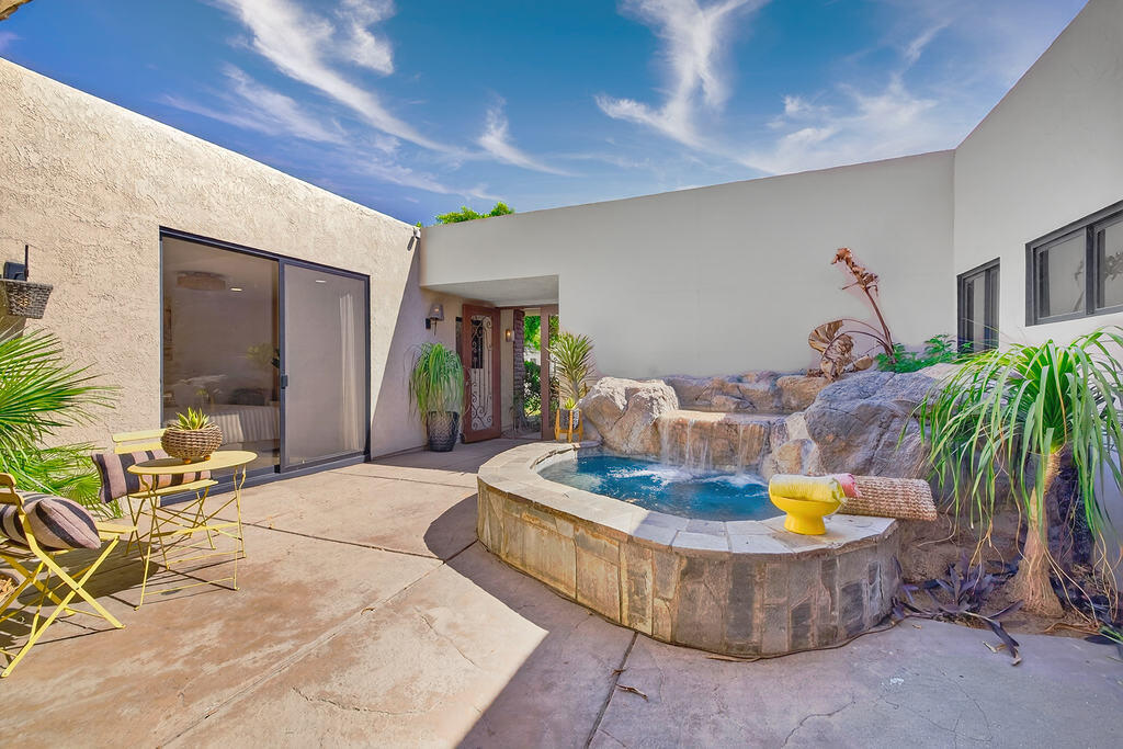 77765 Cottonwood Cove — photo