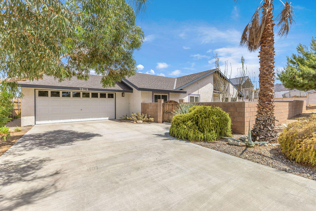 7815 Sunset Road — photo