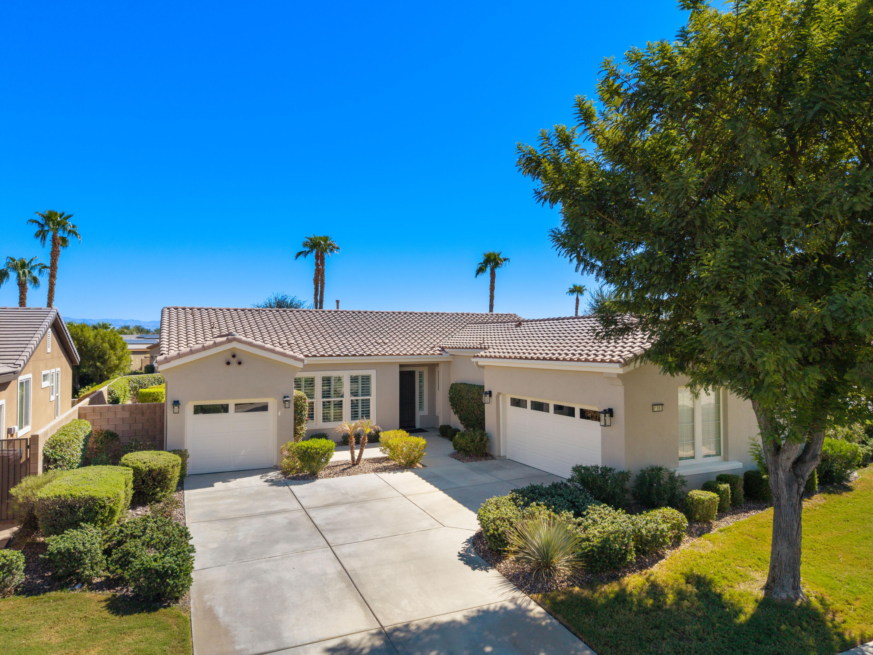 81960 Golden Star Way — photo