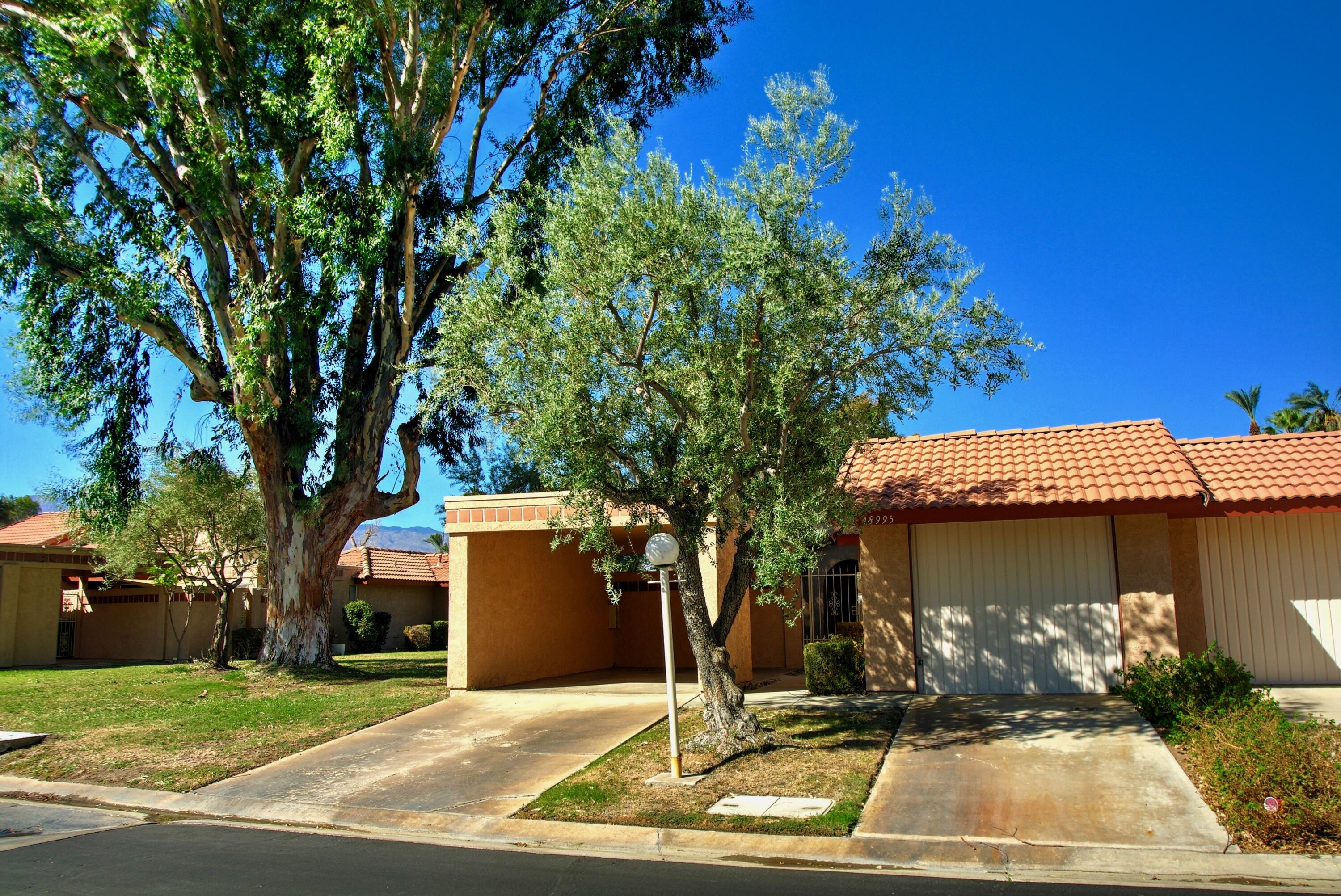 48995 Taylor Street — photo