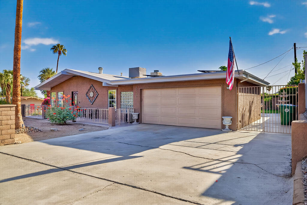 39140 Paradise Way — photo
