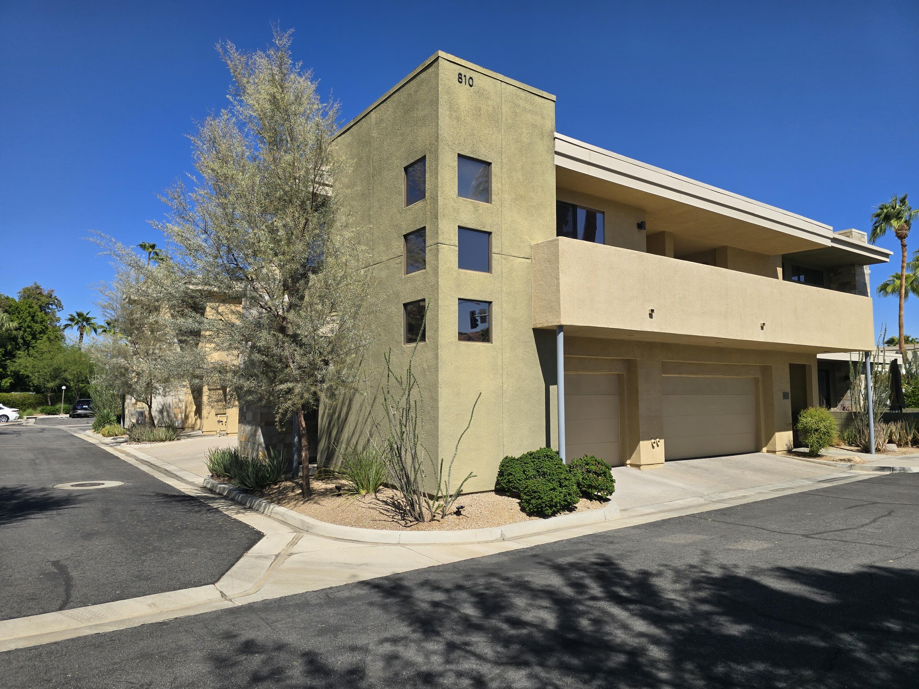 810 E Palm Canyon Drive, 205 — photo