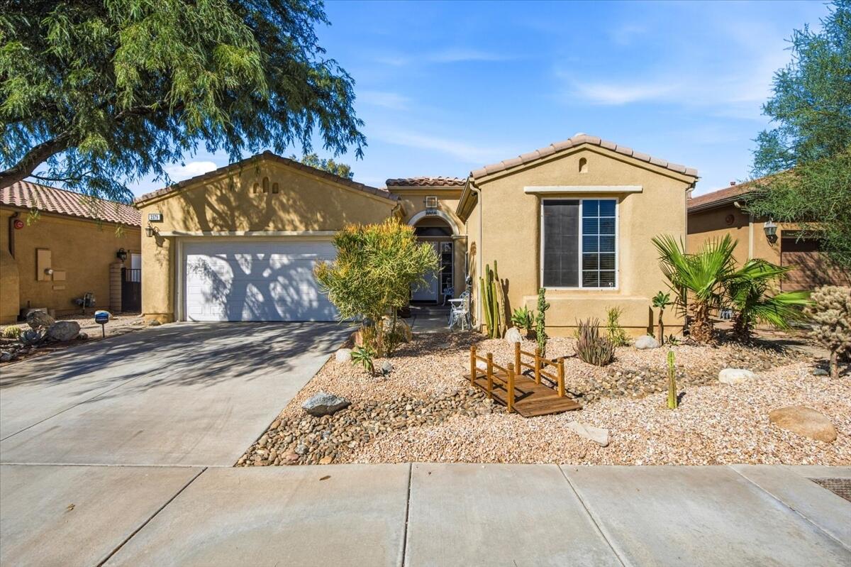 2579 Savanna Way — photo