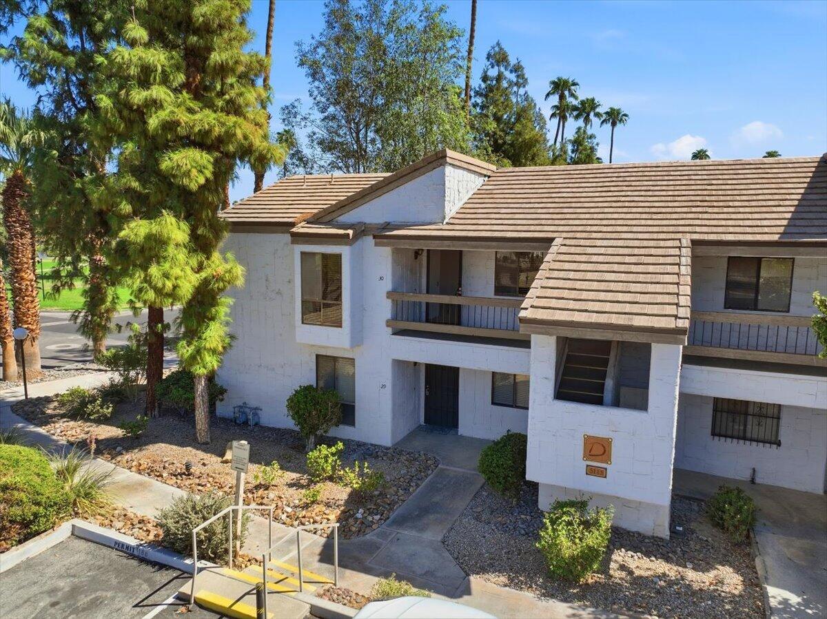 5115 E Waverly Drive, D30 — photo