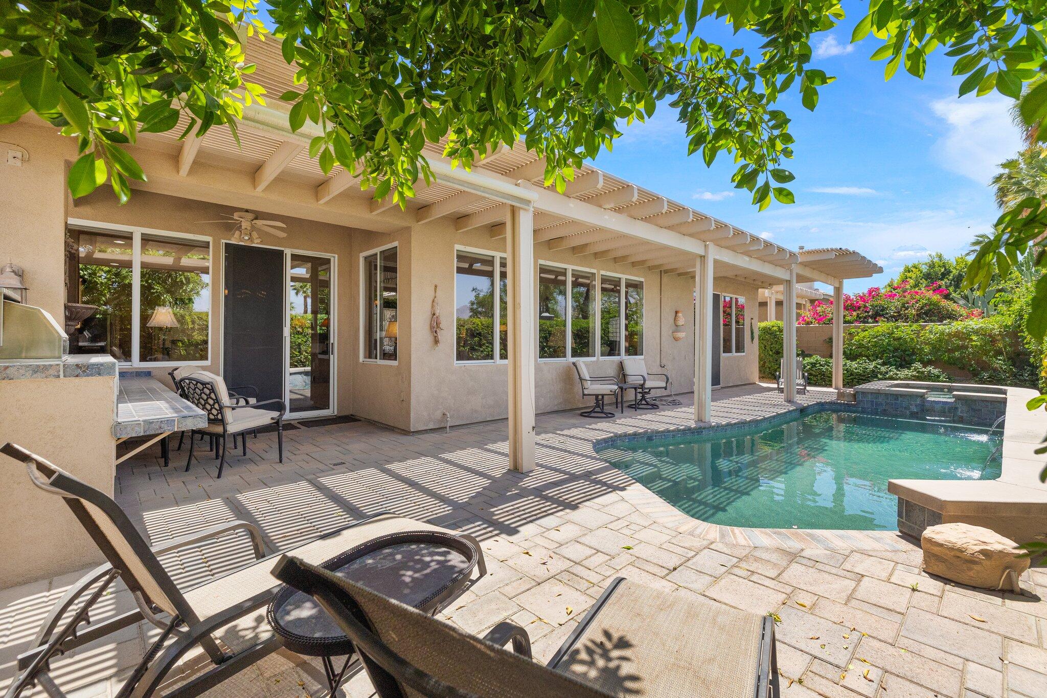 44085 Royal Troon Drive — photo