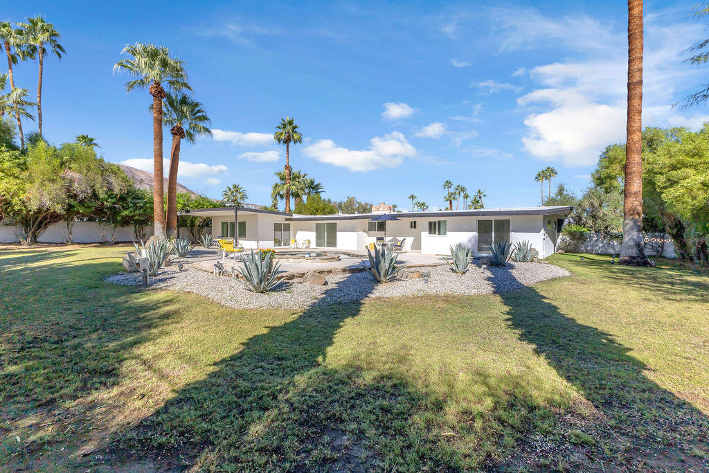 73183 Willow Street — photo