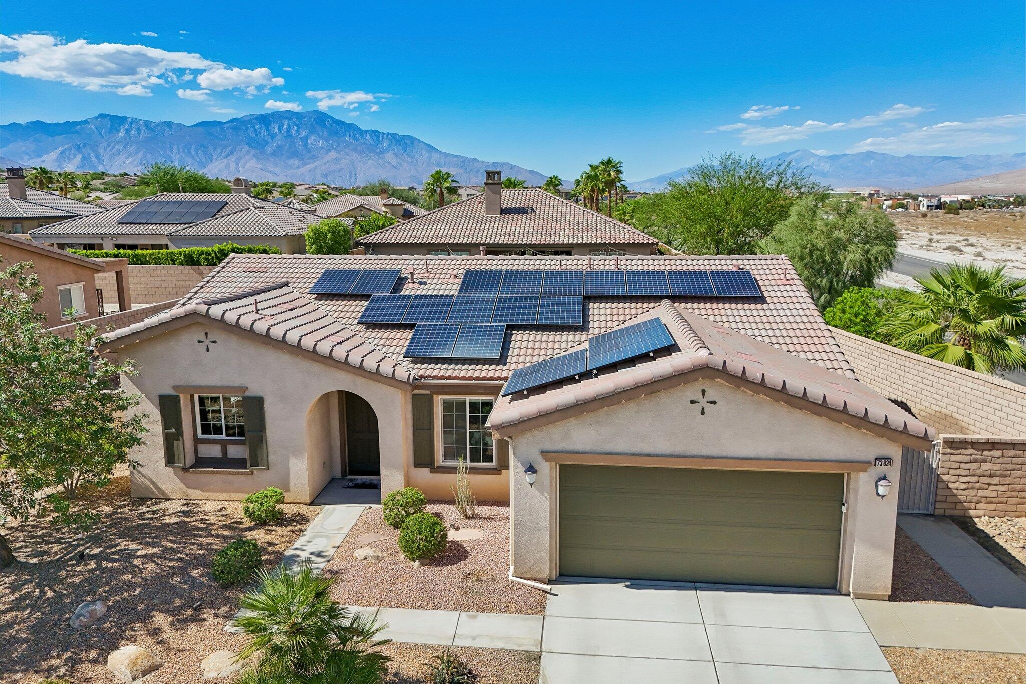 73824 Da Vinci Court — photo