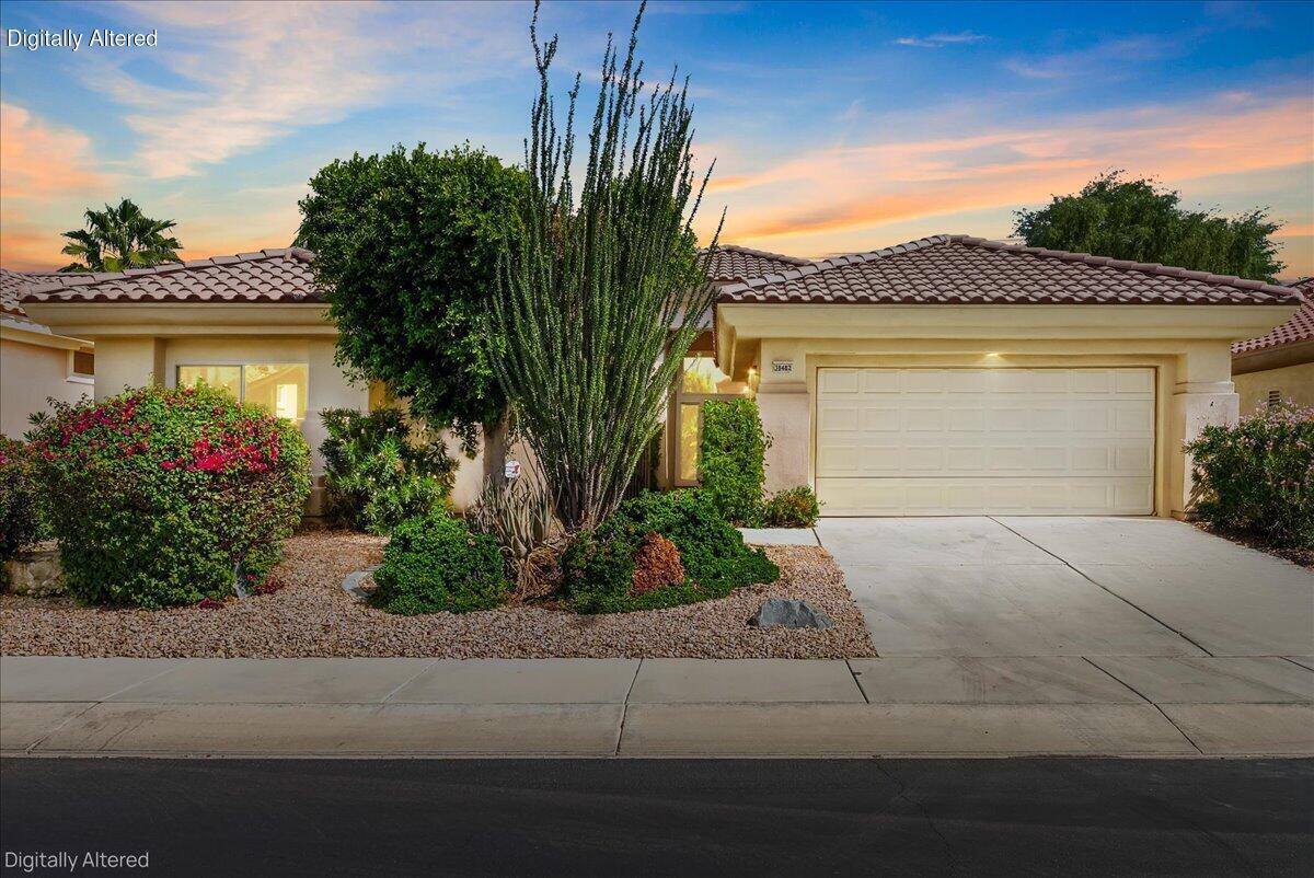 38482 Fallbrook Avenue — photo
