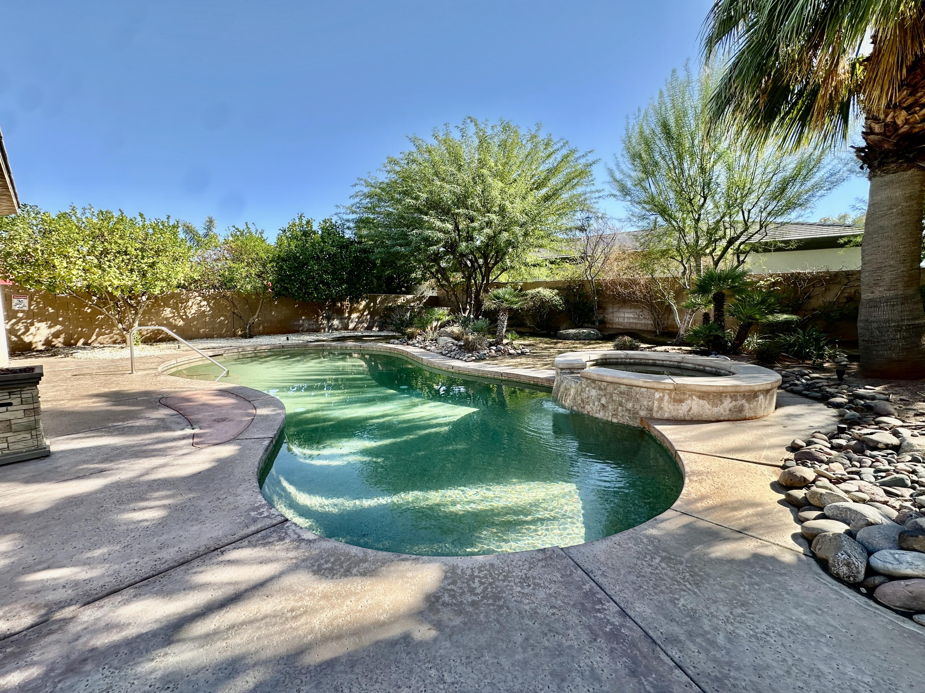 49 Provence Way — photo