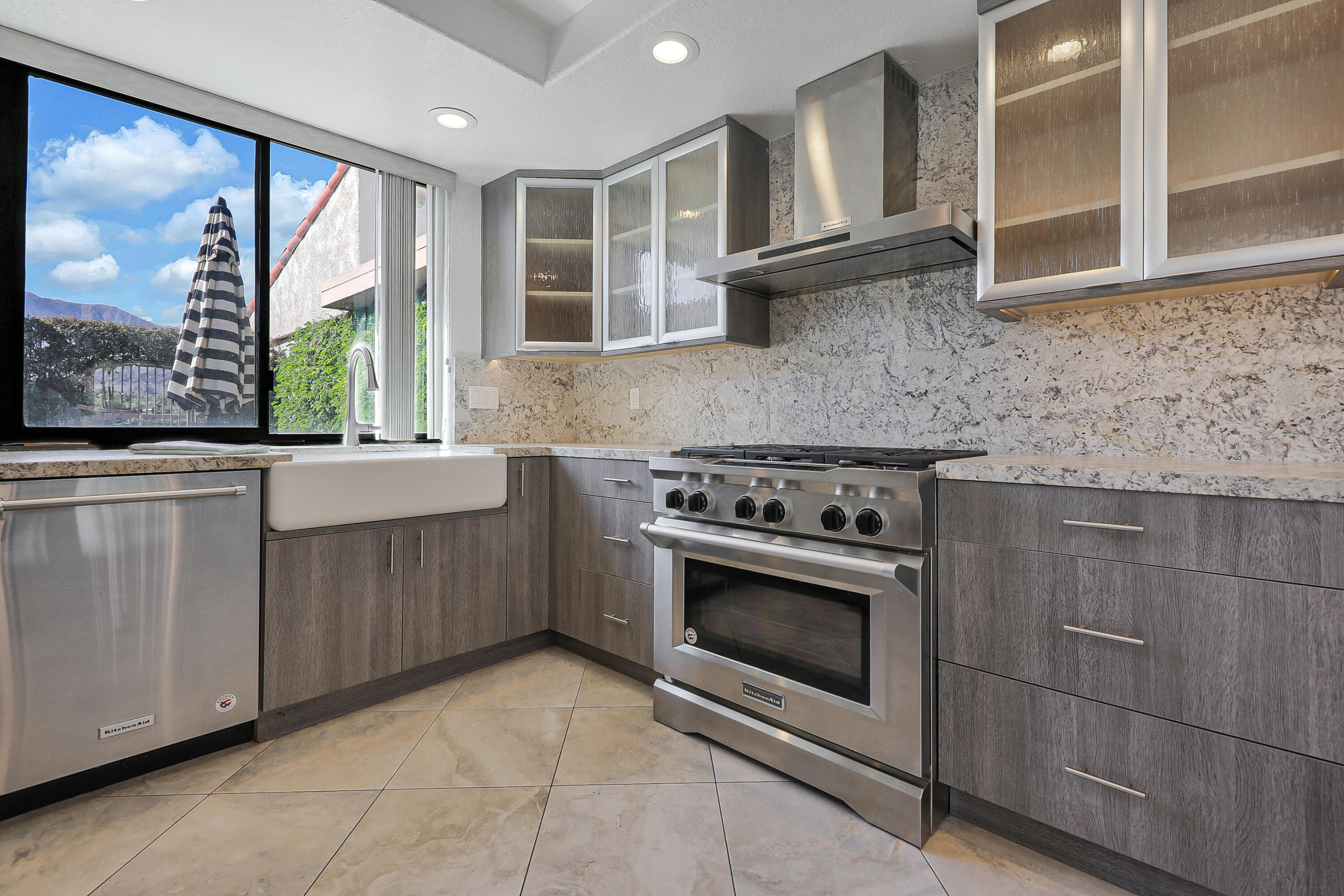 28 Majorca Drive — photo