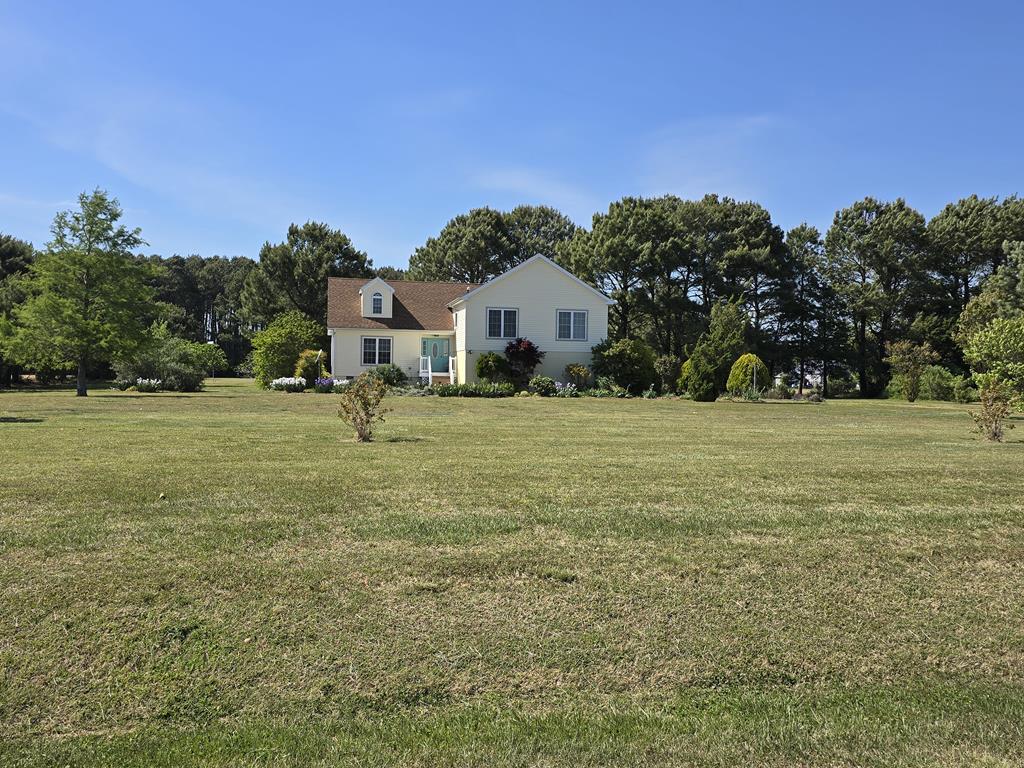 19006 North Dr — photo