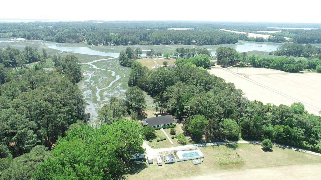 24385 DIX Farm Dr — photo