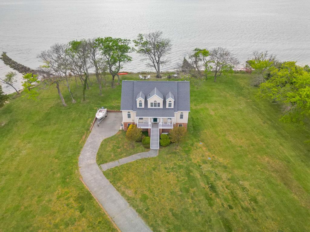 1495 Arlington Chase Rd — photo