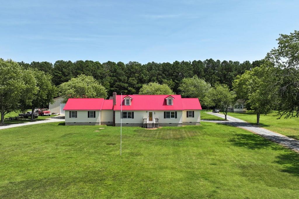 18500&09 Hart Dr — photo