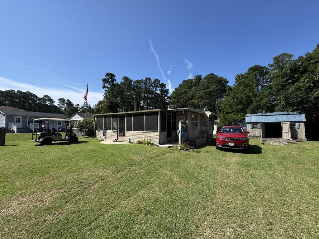 6032* Bay Breeze Dr — photo