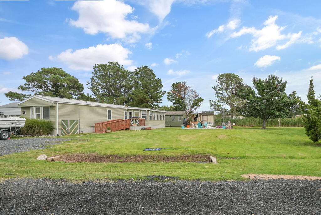 2410 ridge rd, CHINCOTEAGUE ISLAND VA 23336 — photo 3