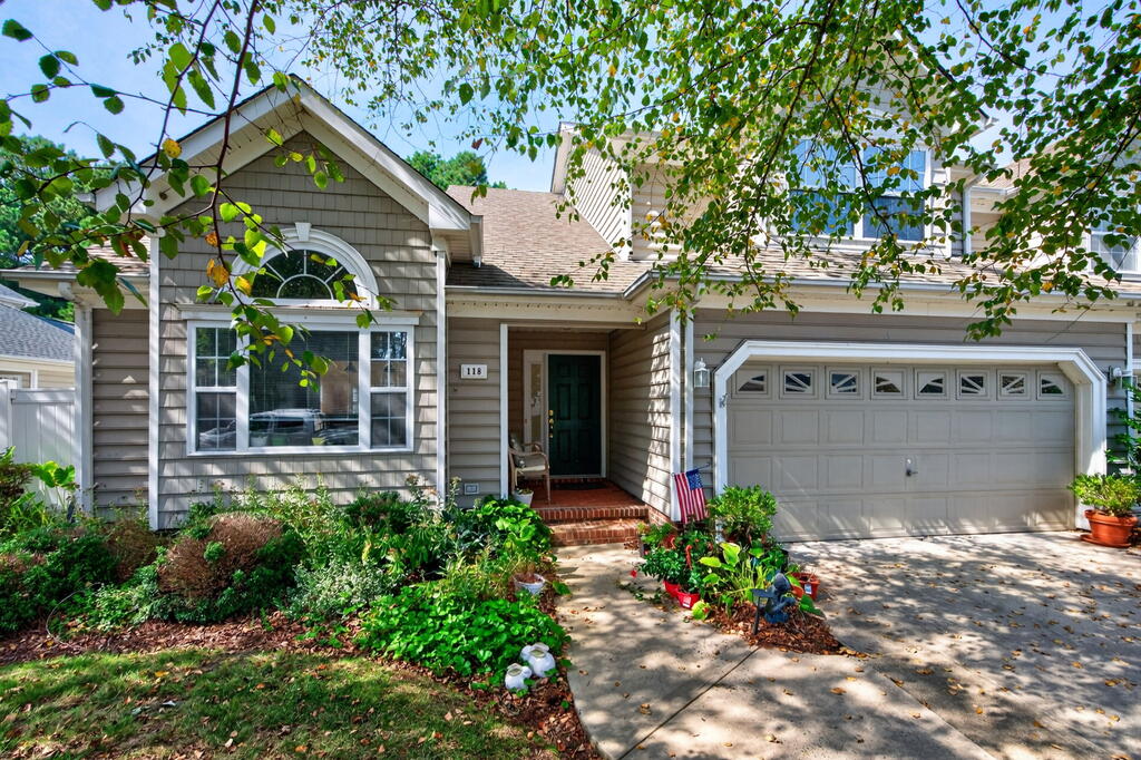 118 Saratoga Place — photo