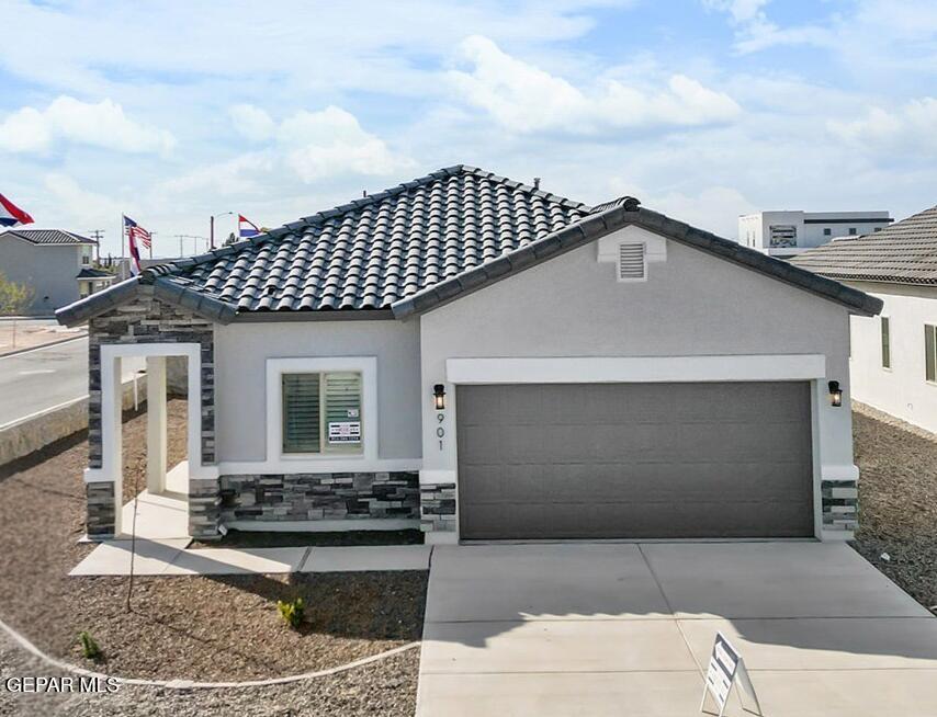 901 Indigo Sky Street — photo