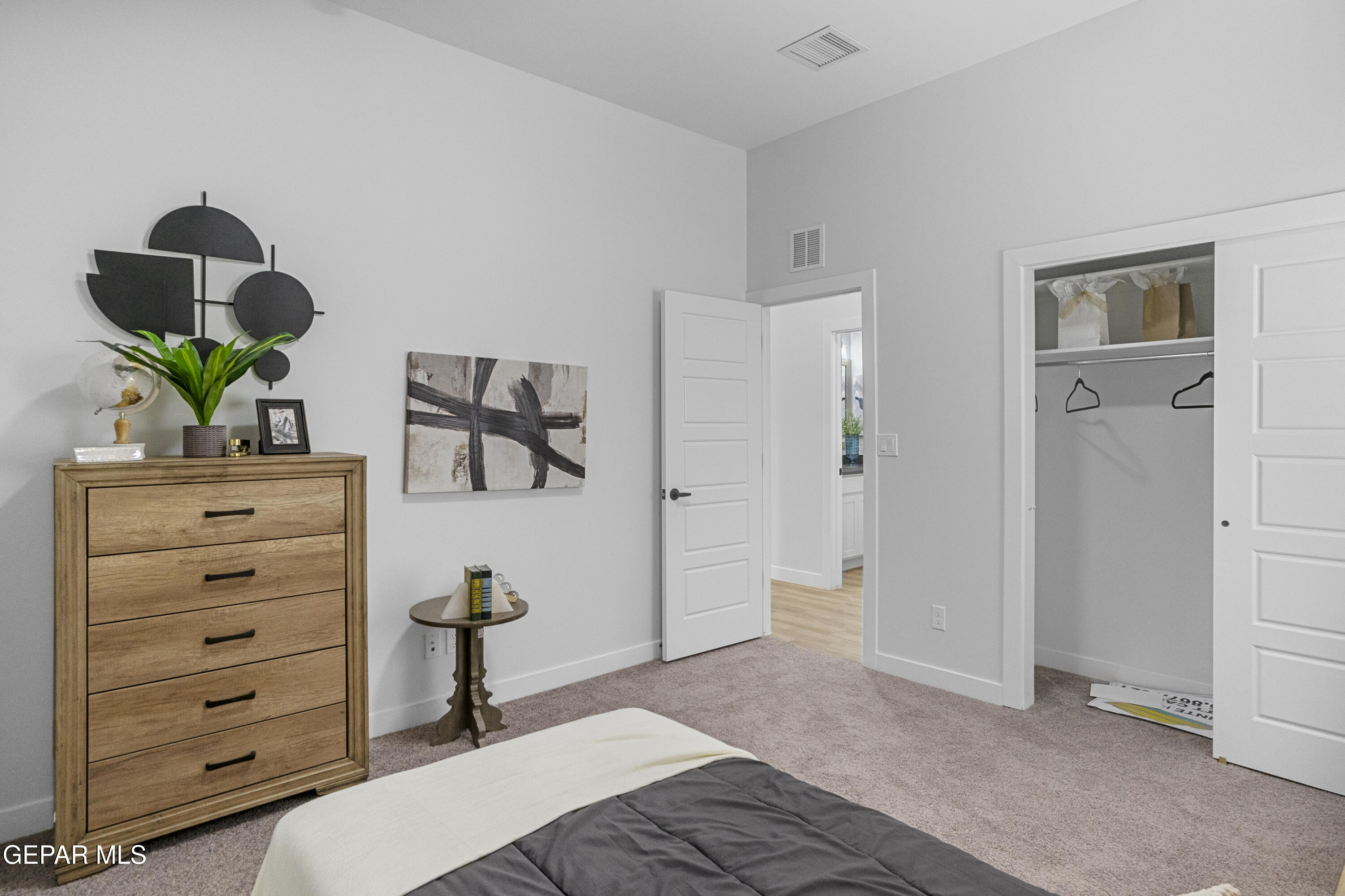 15253 Gauge Court — photo