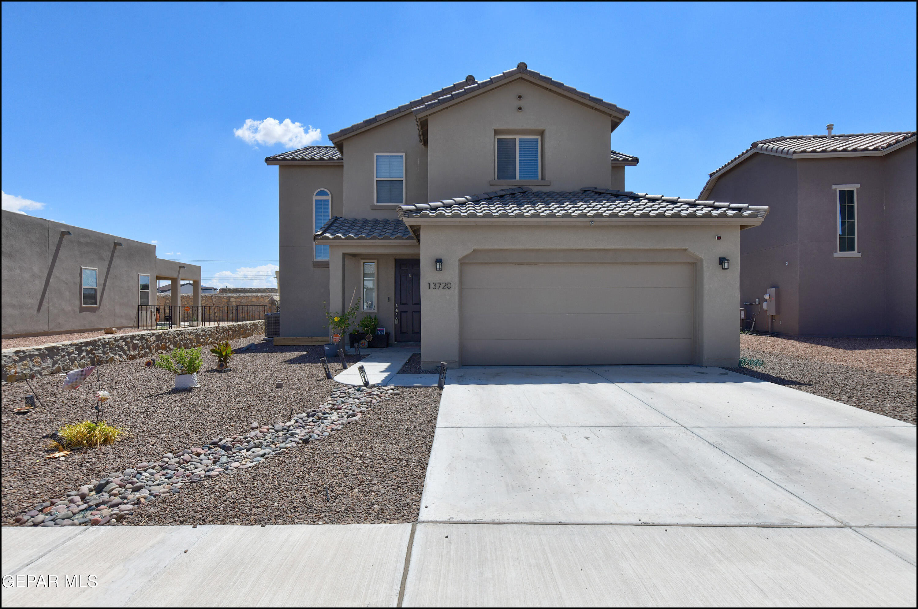 13720 Harbottle Street — photo