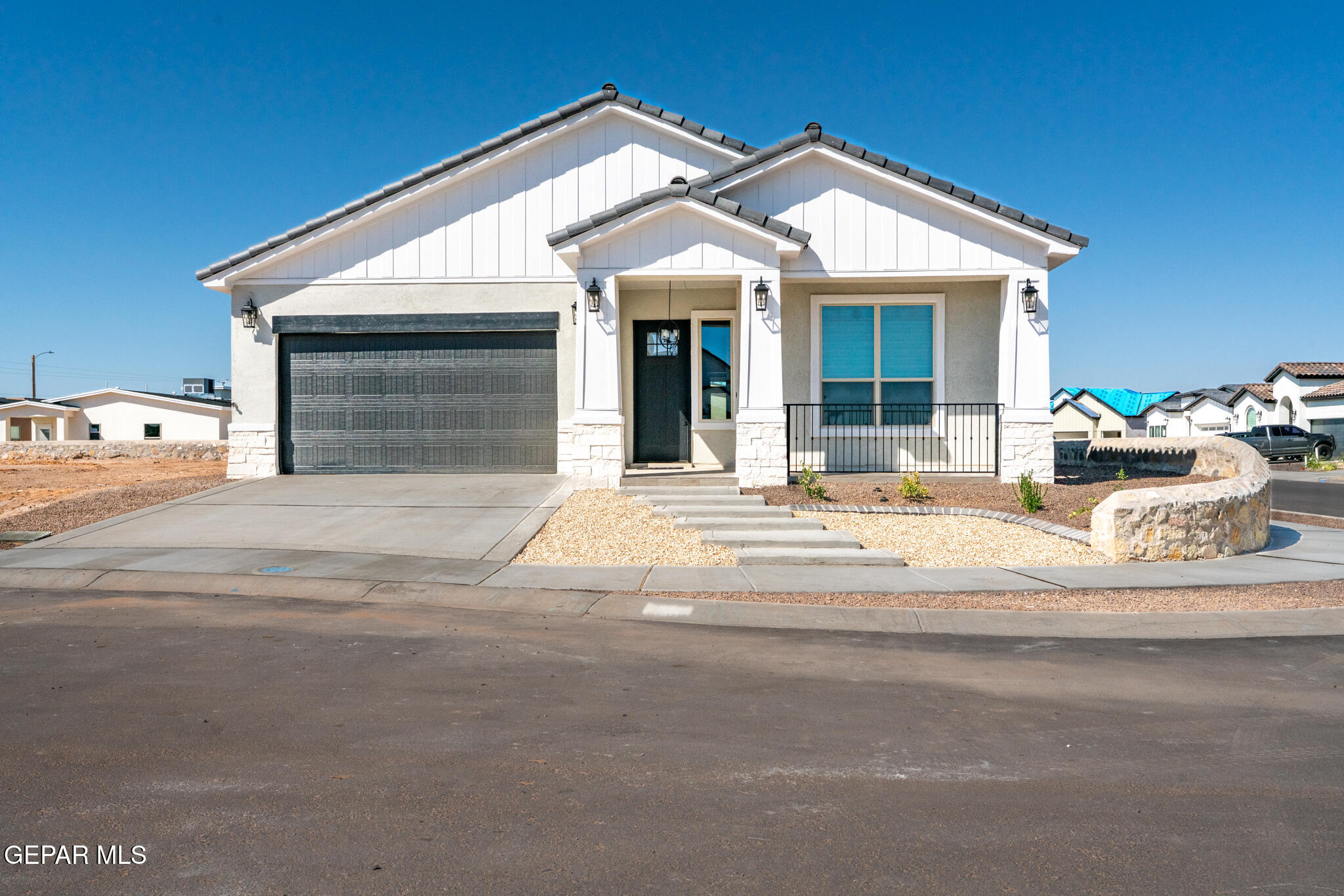 13359 Jeff Winton Drive — photo