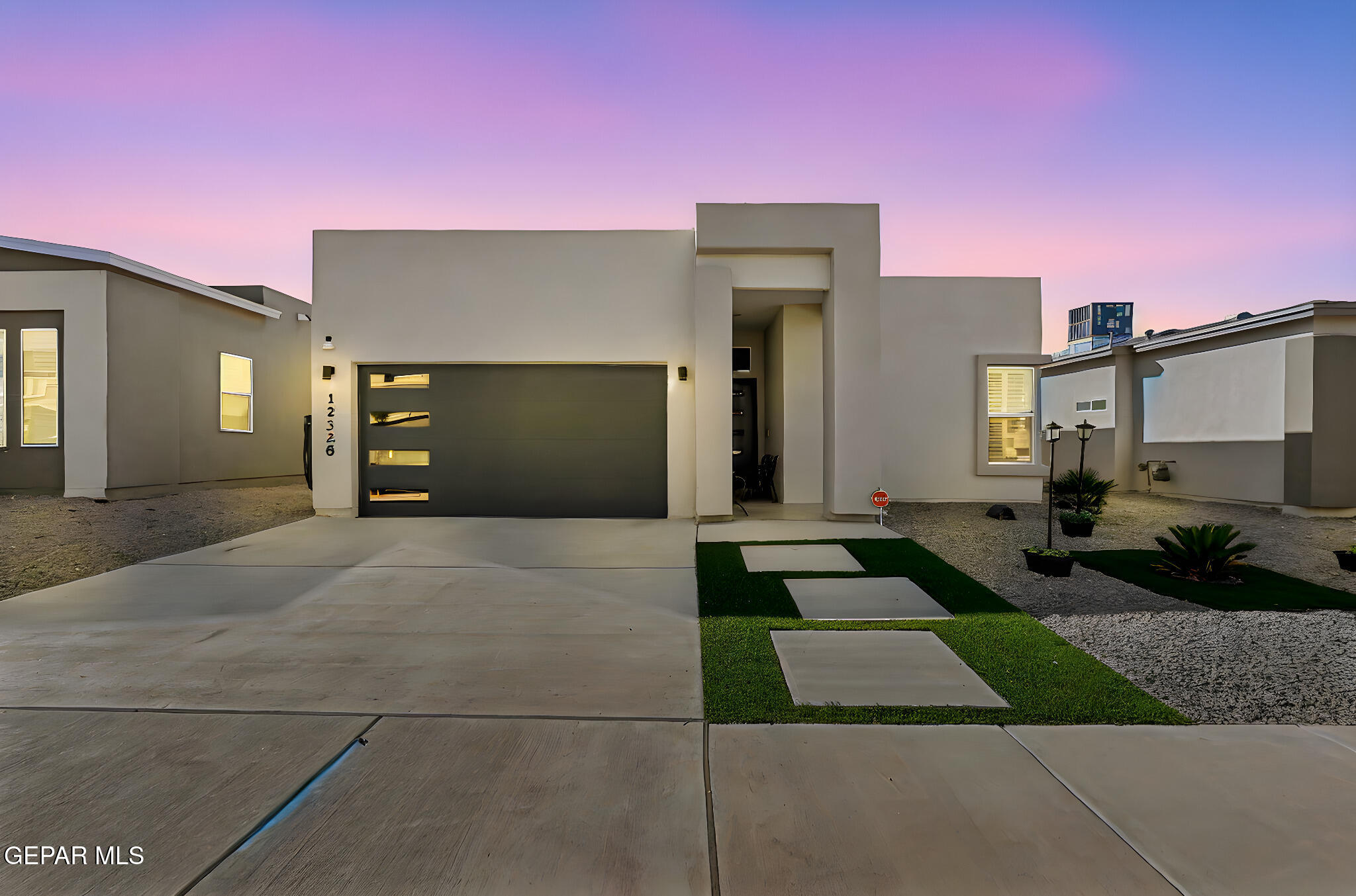 12328 Desert Heights Court — photo