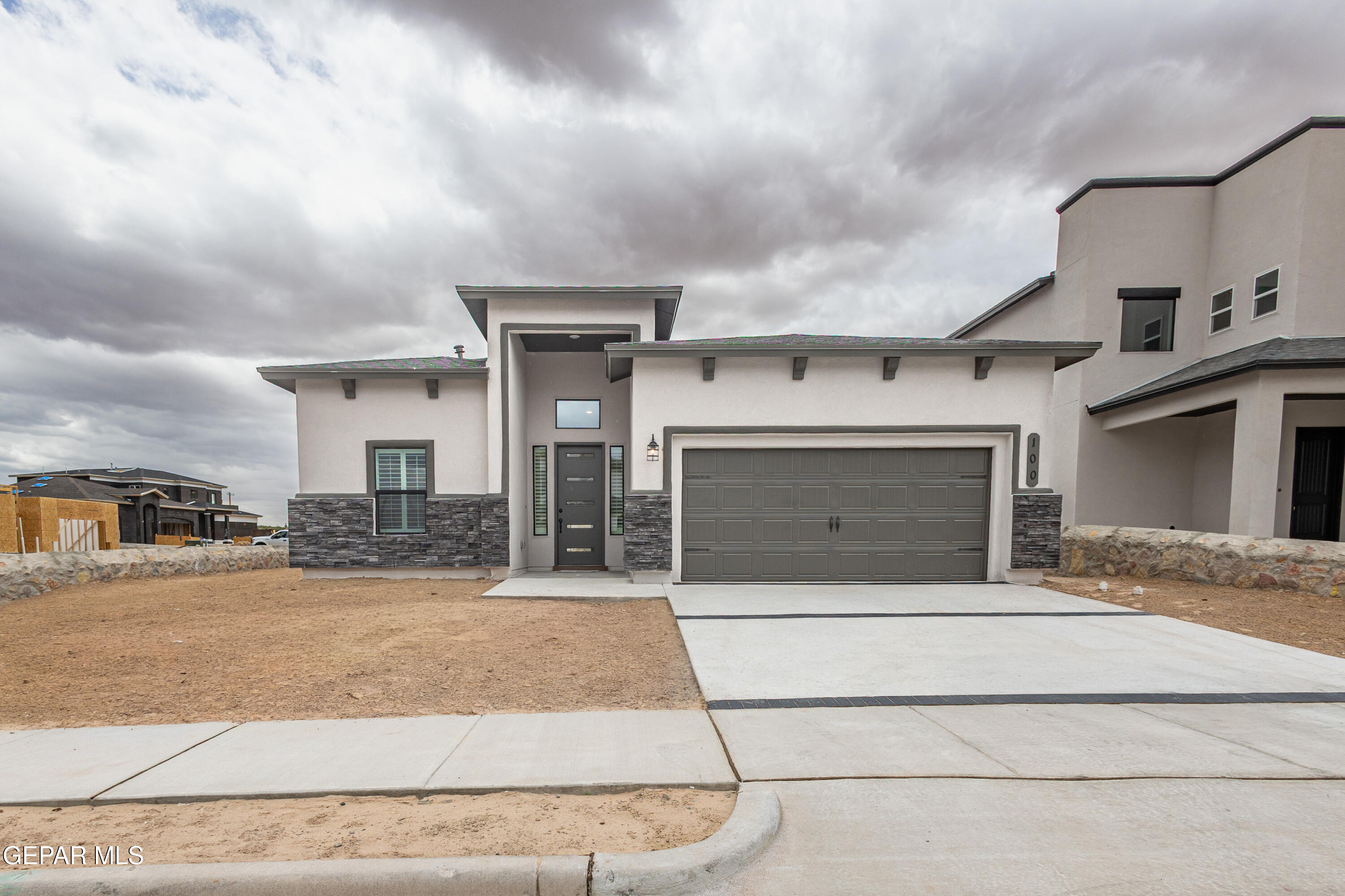 6032 Fall Ridge — photo