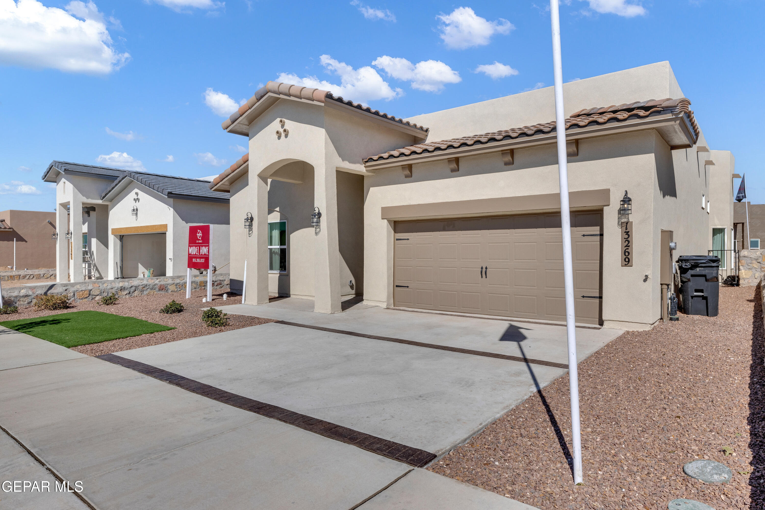 6035 Summer Ridge — photo