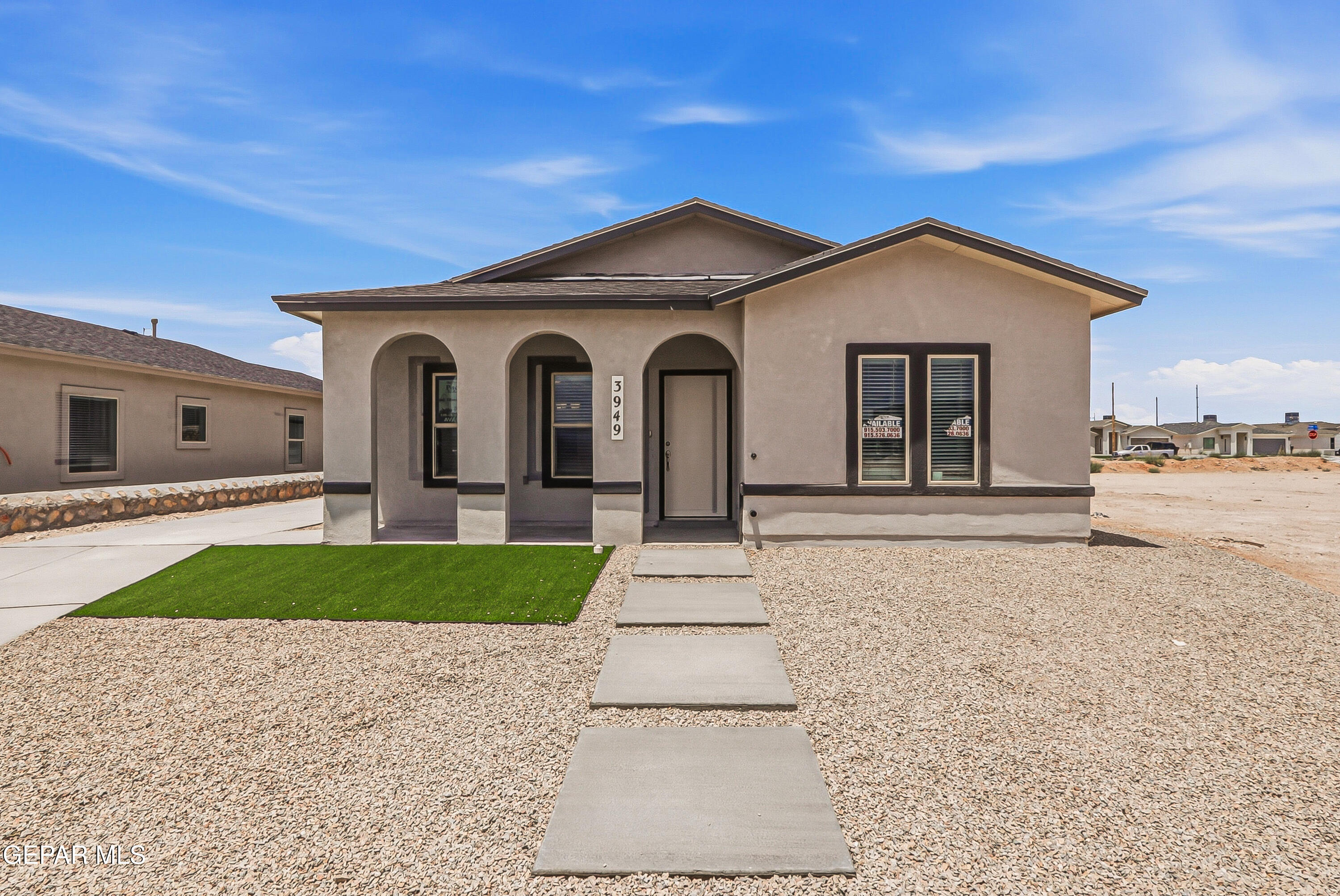 3949 Perspective Street — photo