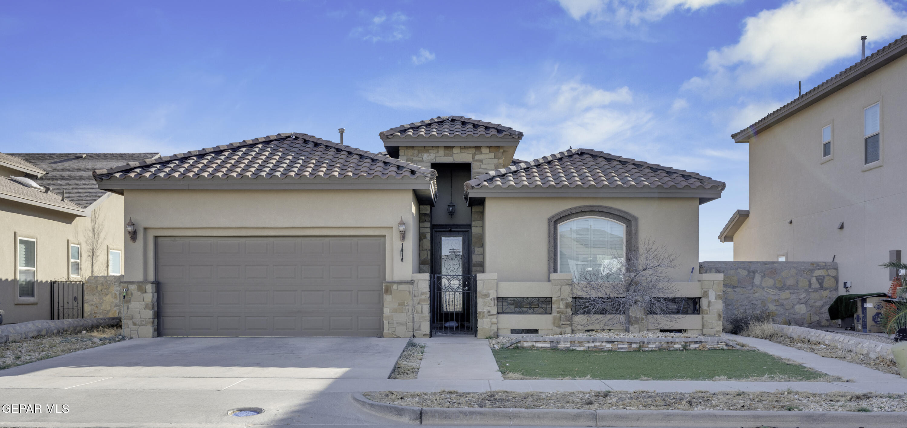 13076 Cozy Cove Avenue — photo