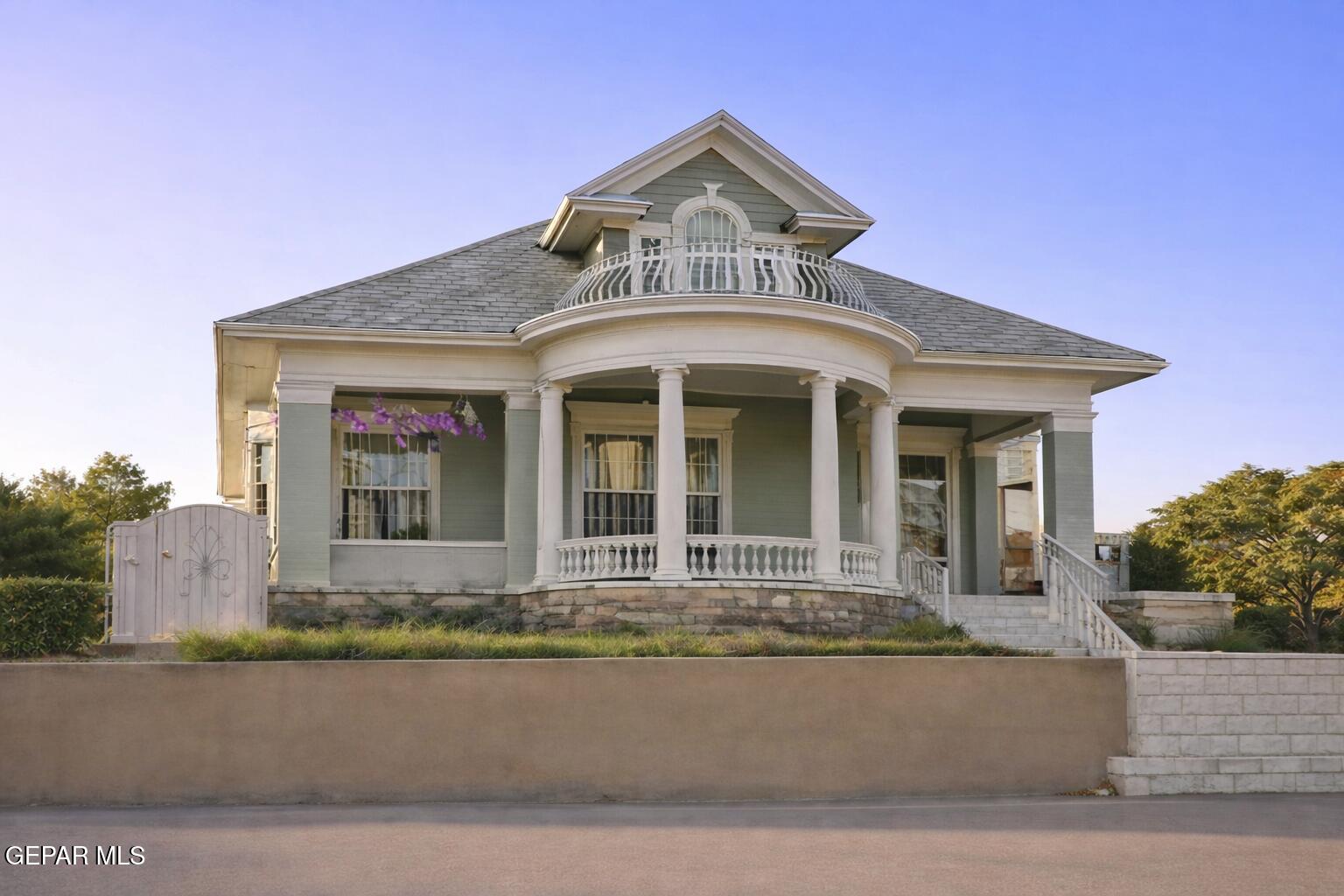 521 Randolph Drive — photo