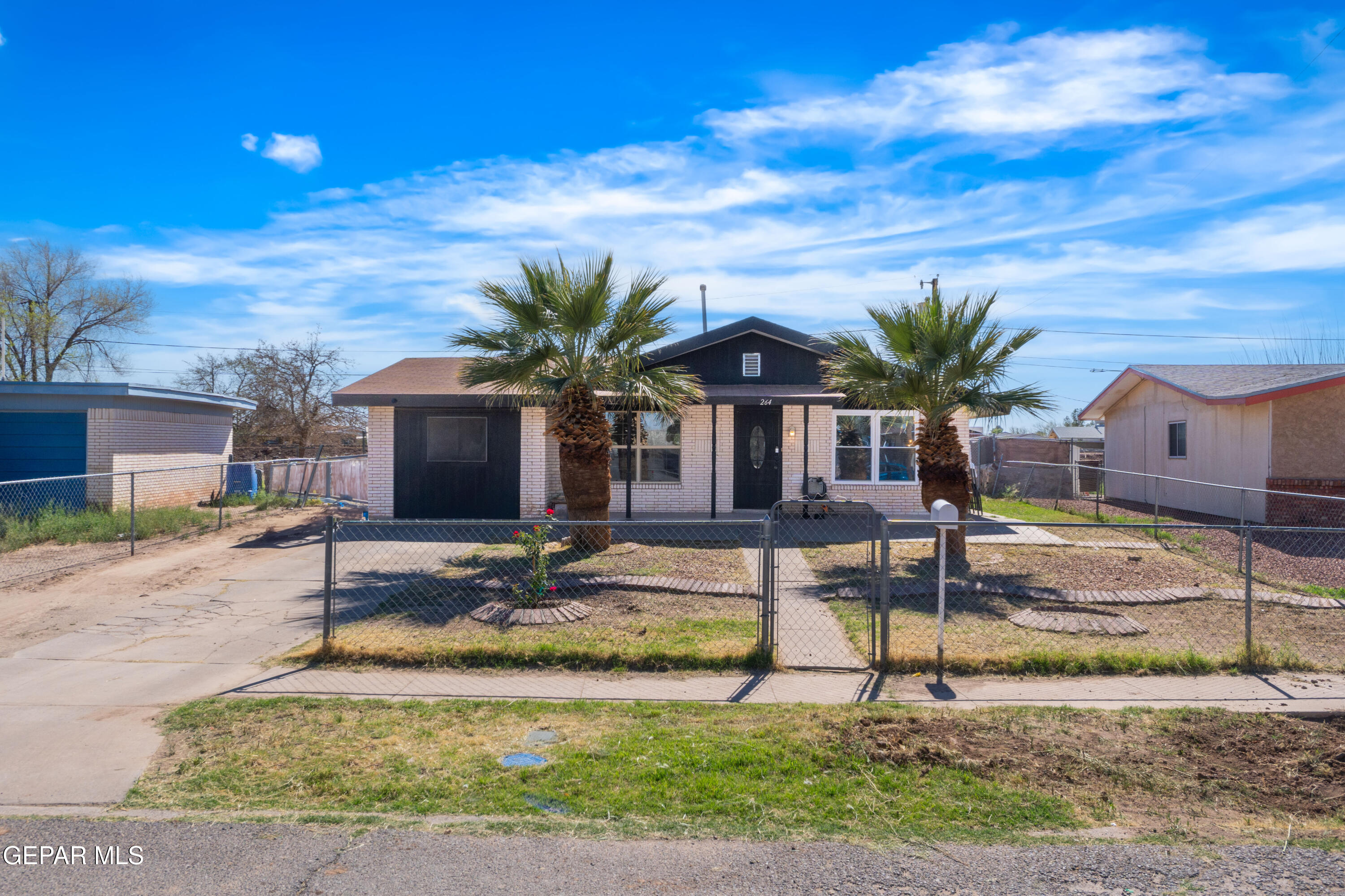 264 Link Drive — photo