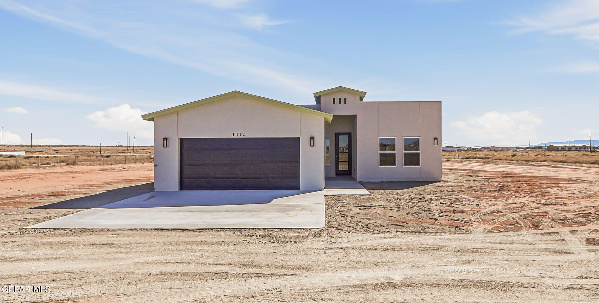 660 Yuma Desert — photo