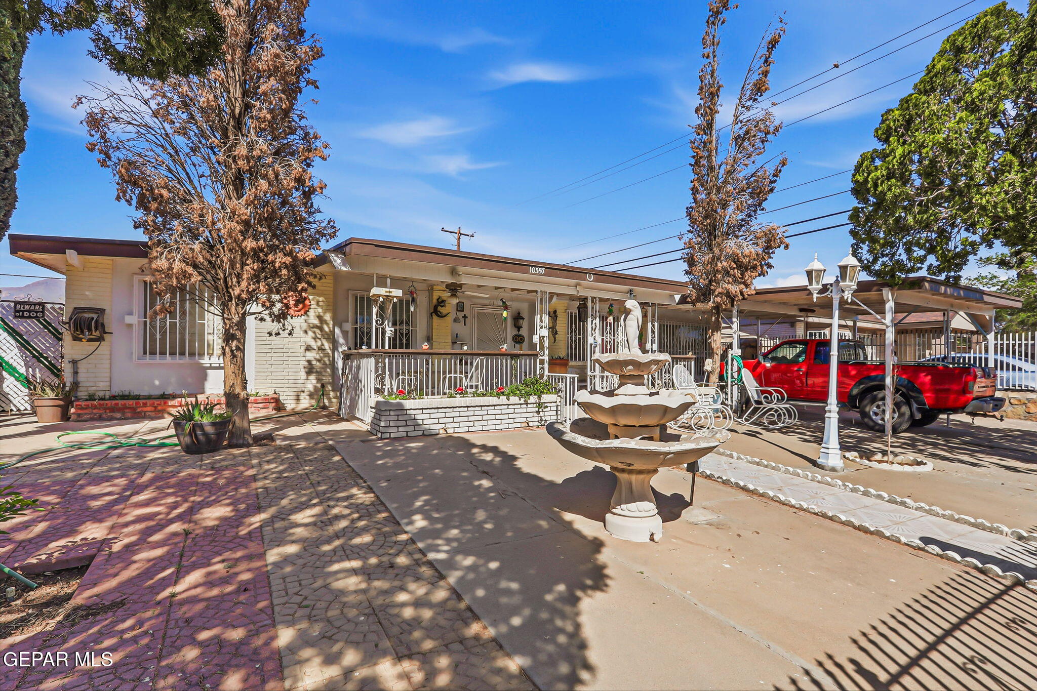 10557 Warren Street — photo