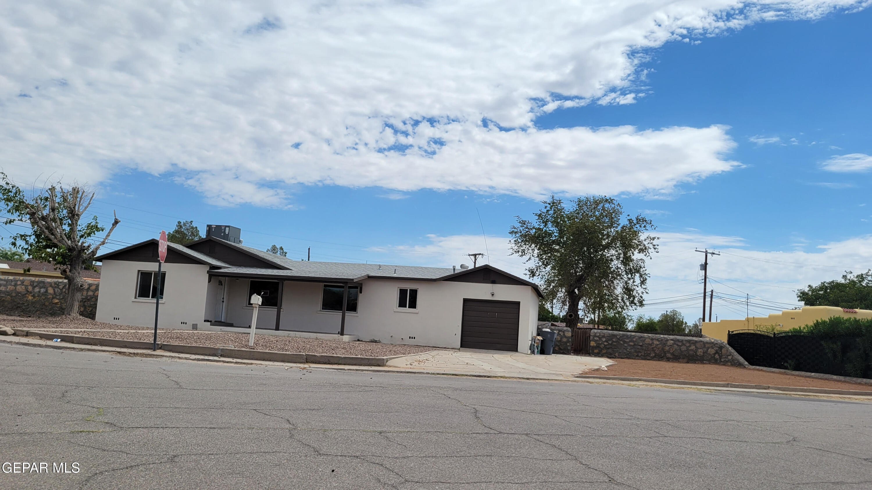 8327 Sageland Way — photo