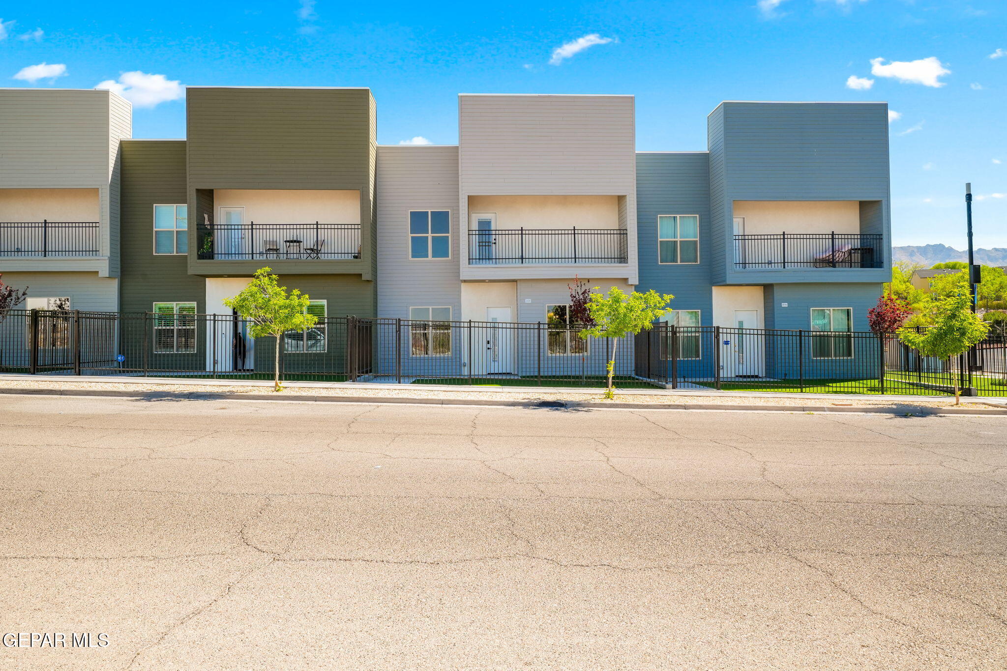 201 Desert Pass Street B-9 — photo