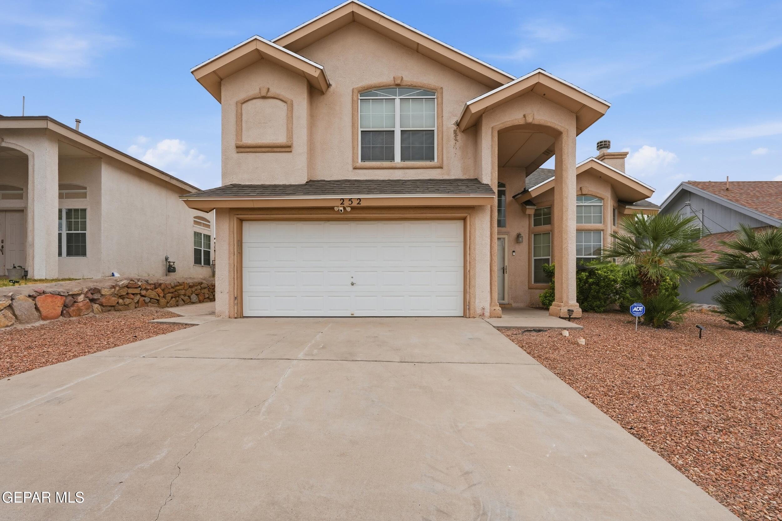 252 Barnsworth Court — photo