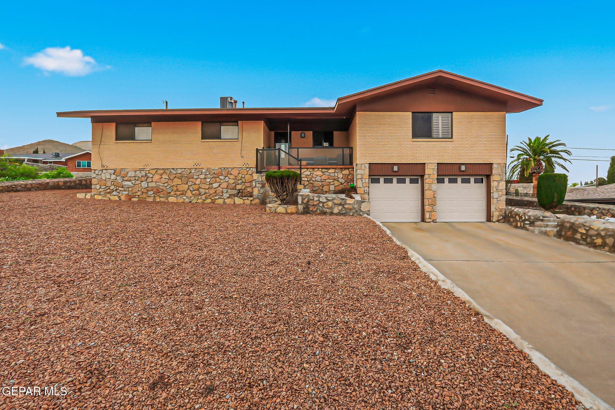 3307 Moonlight Avenue — photo