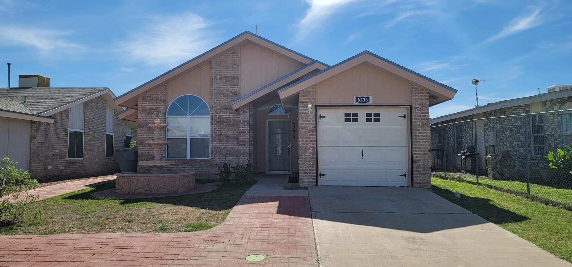 6236 London Bridge Drive — photo
