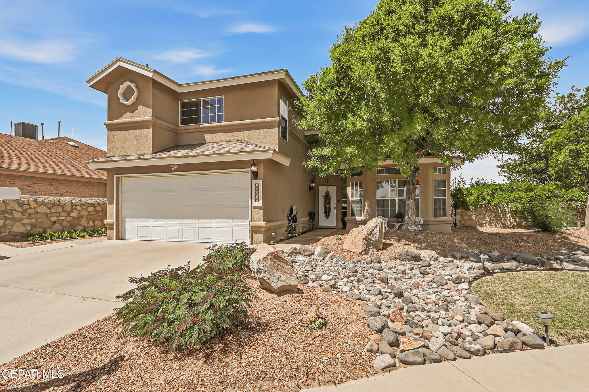 13817 Horizon Heights Circle — photo