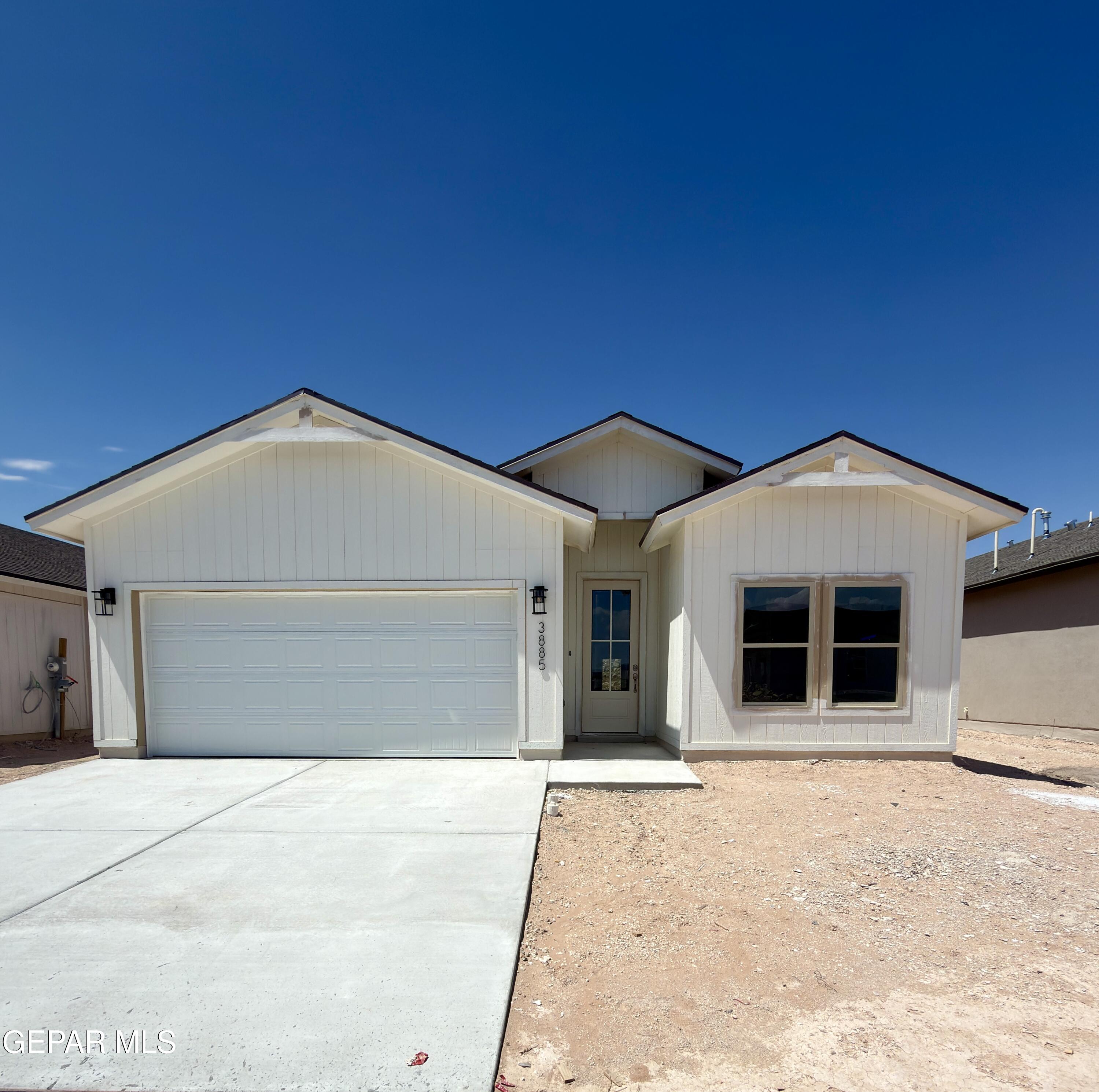 3885 Perspective Street — photo