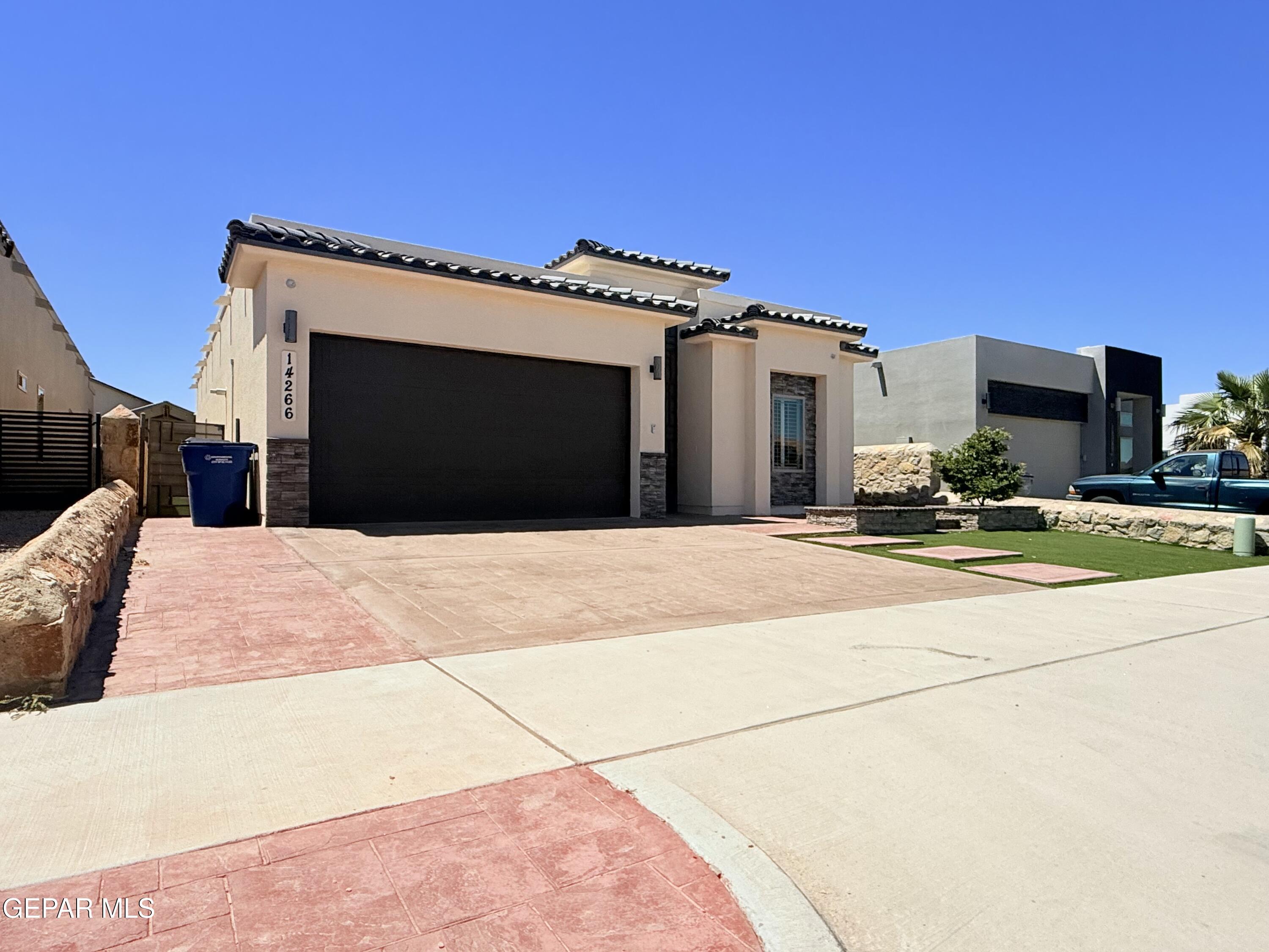 14266 John Scagno — photo