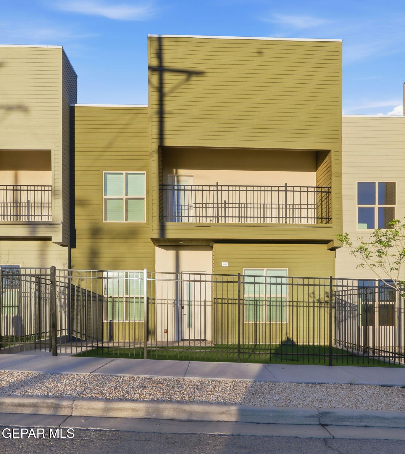 201 Desert Pass Street 8 — photo