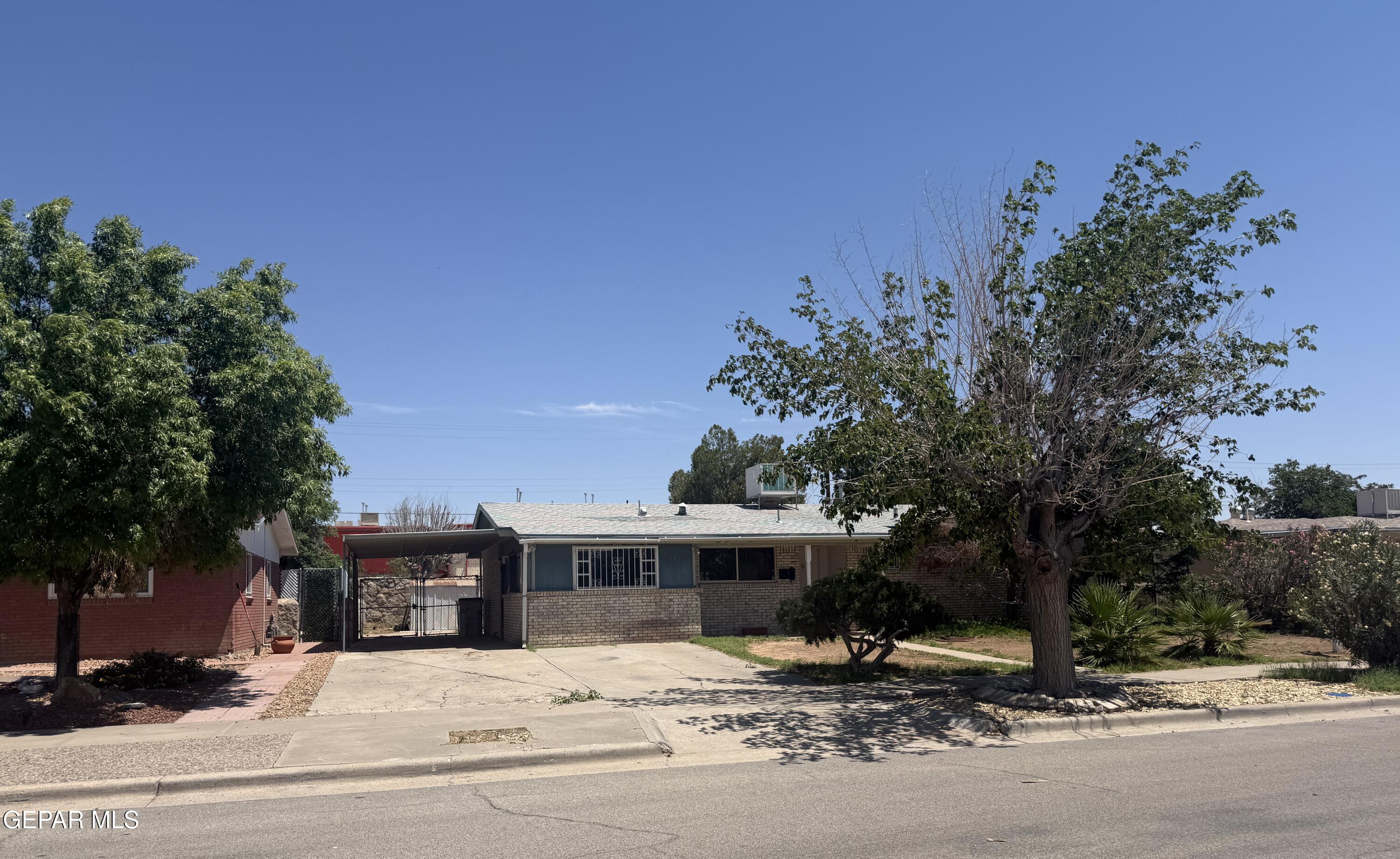 9417 Falkirk Drive — photo